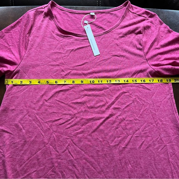 QIXING Short Sleeve Lace Trim Flower Top Red Tunic Blouse, Size L, NWT - Picture 10 of 10